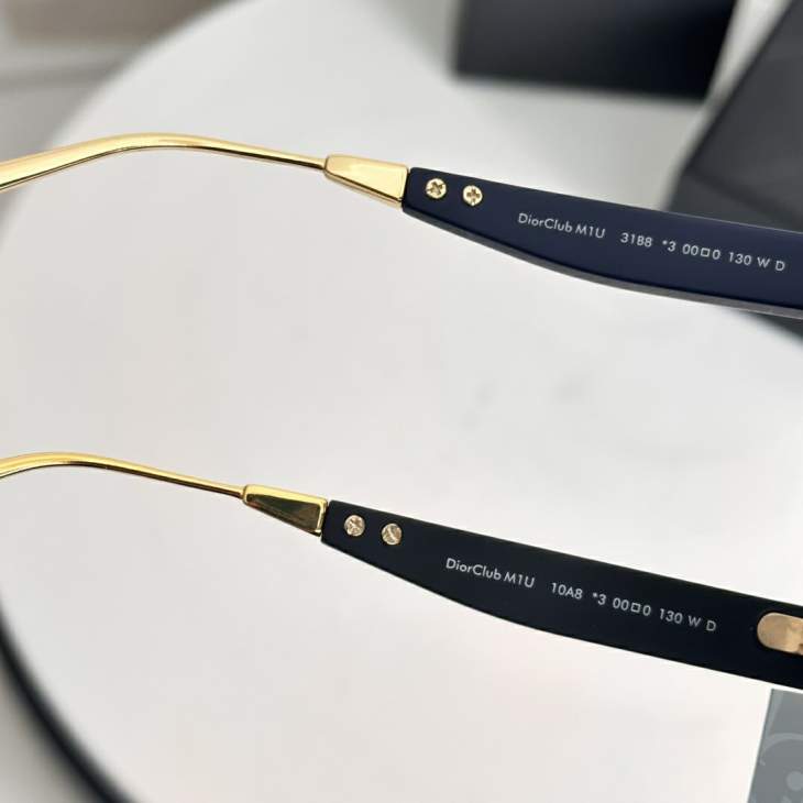 Picture of Dior Sunglasses _SKUfw77818036fw